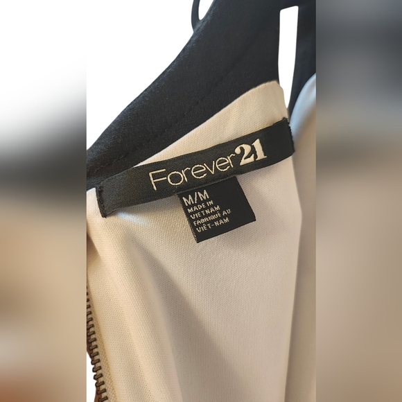 Forever 21 Black and White Midi Pencil Dress, Professional Dress, Size Medium - Picture 3 of 4